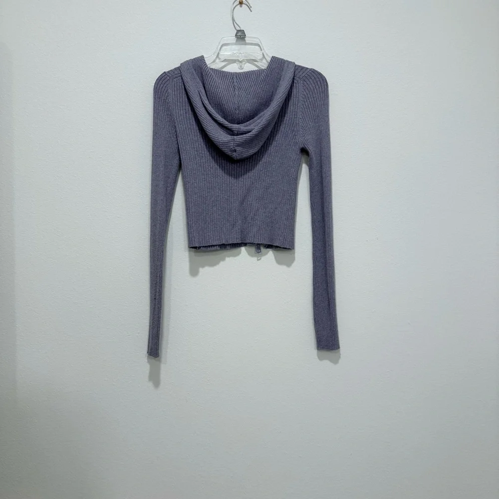 AE Cropped Zip-Up Sweater in purple - Picture 4 of 4
